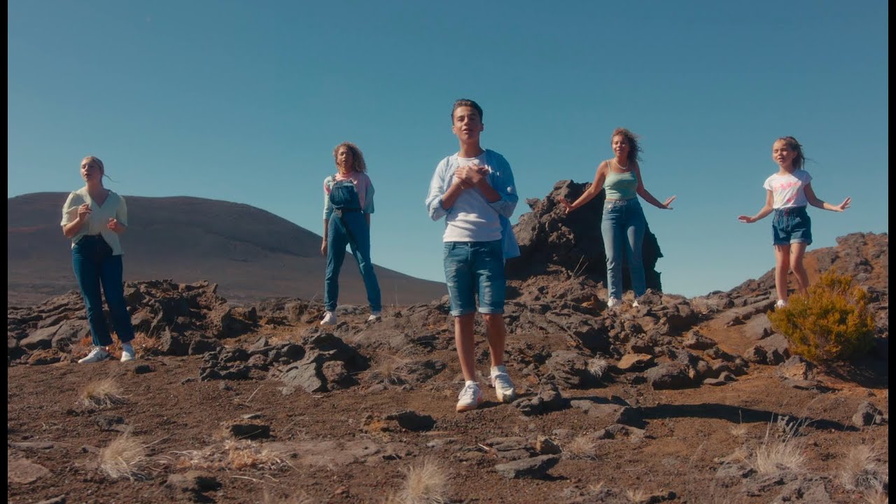 Kids United Nouvelle Génération - Sauver le monde (Clip Officiel)