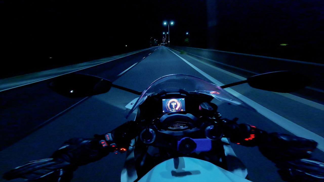 Fast Night Ride - Triumph Speed Triple 1200RR Pure Sound