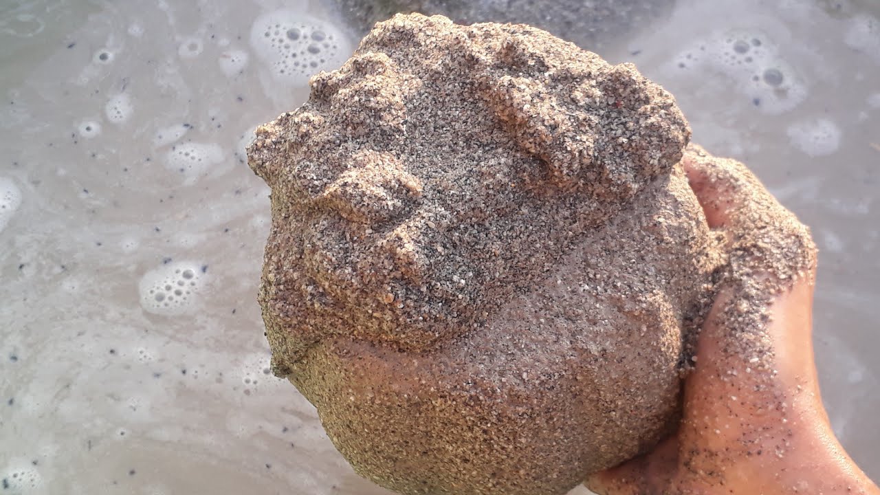 ASMR: Pure Sand shapes crushing and dipping in water and sand pouring