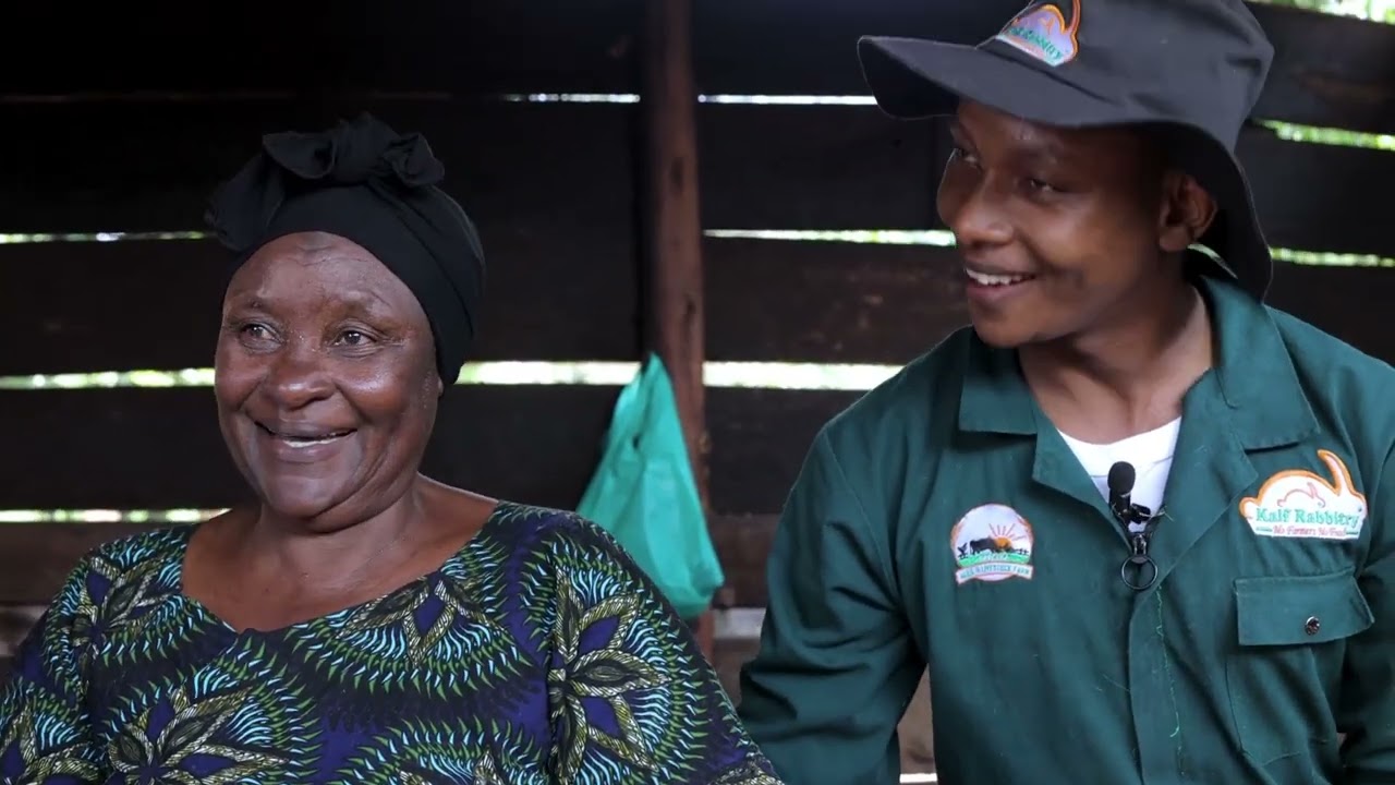 MR ANTONIO COUNTRY HEAD FAO VISITS KALF FARMS