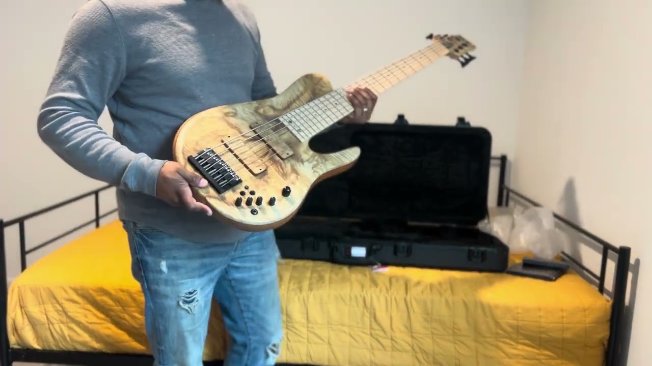 Fodera Imperial Elite 6 Unboxing!!!