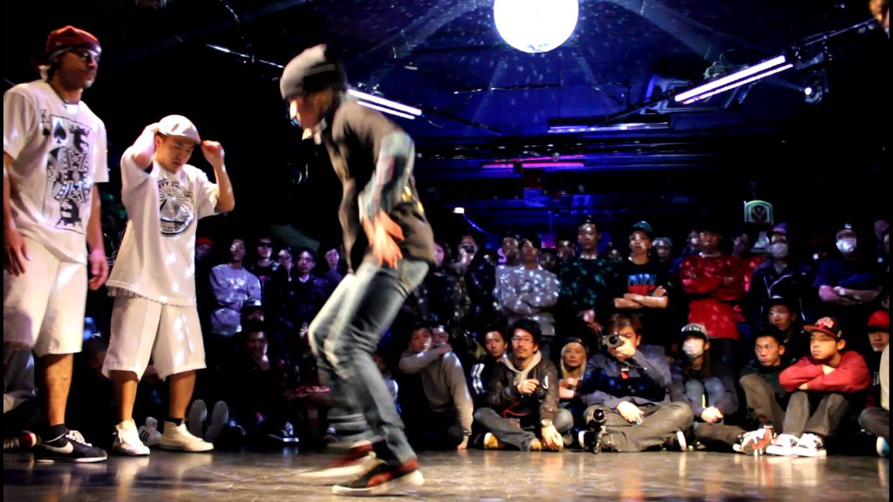 VIBE OUT Vol.1 SEMIFINAL  Mighty Zulu Kingz(Floor phantom & ANIJA)  vs GOOD FOOT CREW (GEN & AMI)