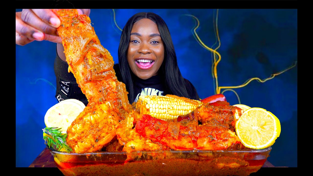 DESHELLED KING CRAB SEAFOOD BOIL MUKBANG | SPICY SMACKALICIOUS SAUCE | LOBSTER TAIL MUKBANG
