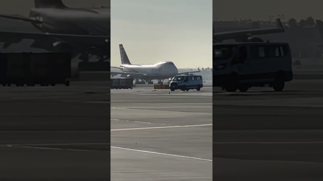 SF Airlines Boeing 747-400F #fyp