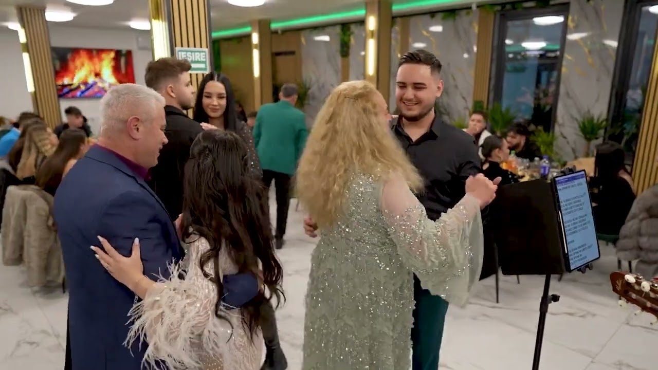CRISTI SI MONICA