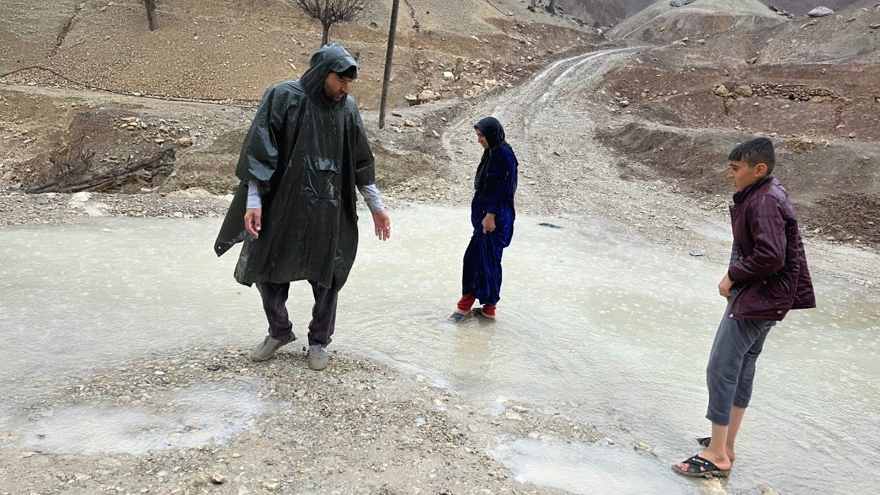 Rainfall, war conditions in the mountains