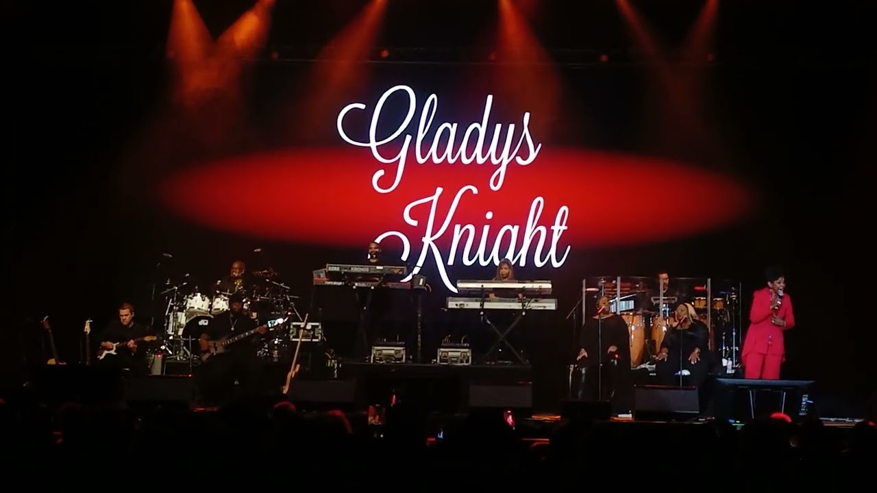 I don’t owns the rights too this music GladysKnight ...... live in las vegas she did awesome show 👏