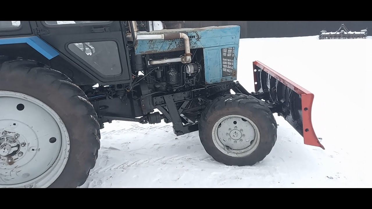 Самодельный отвал-лопата для чистки снега на МТЗ 82