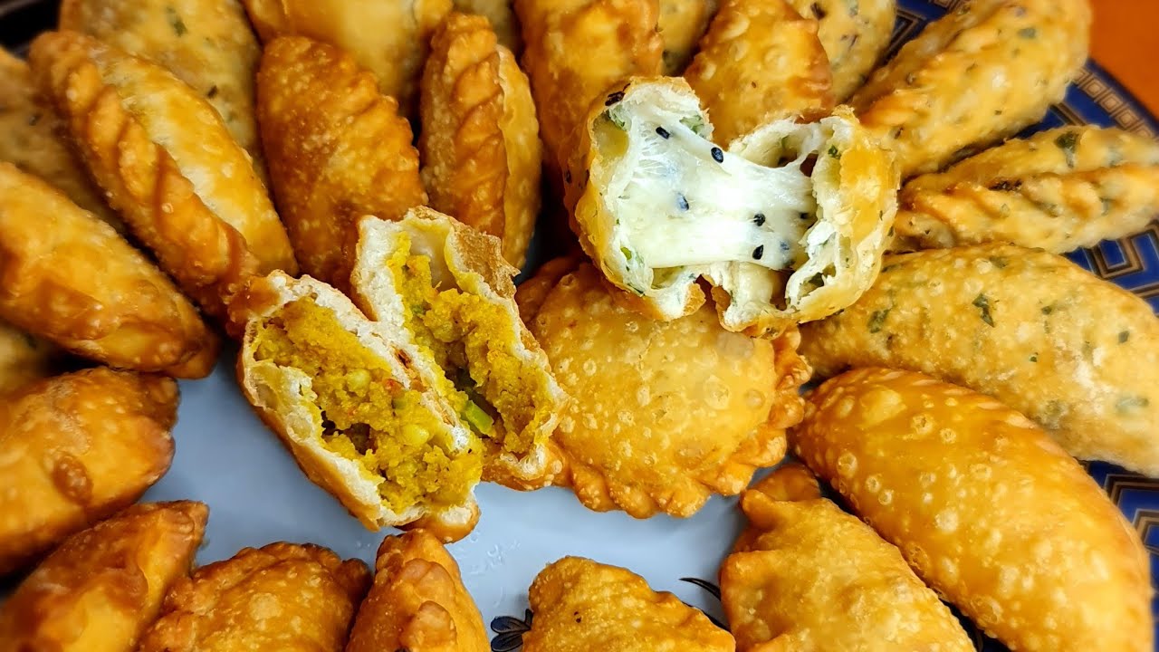 السمبوسة بطريقتين مختلفين وبطعم رائع مع طريقة حشوة الجبنة والبطاطا👌😋لازم تجربوها