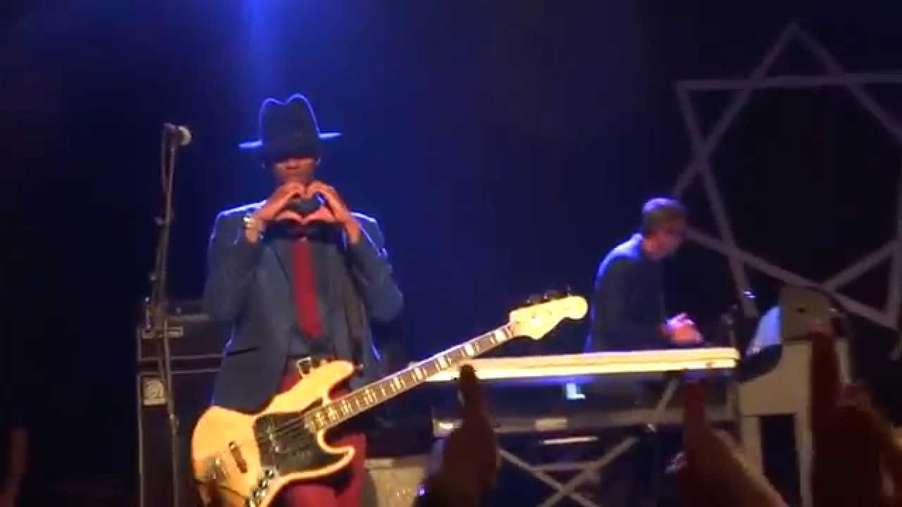 Damon Albarn (feat. M.anifest) - Clint Eastwood (HD) - Live in Berlin 2014