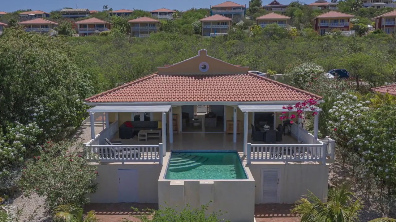 For sale at Coral Estate Curacao - Popular Las Verandas Villa with pool and magnificent ocean view
