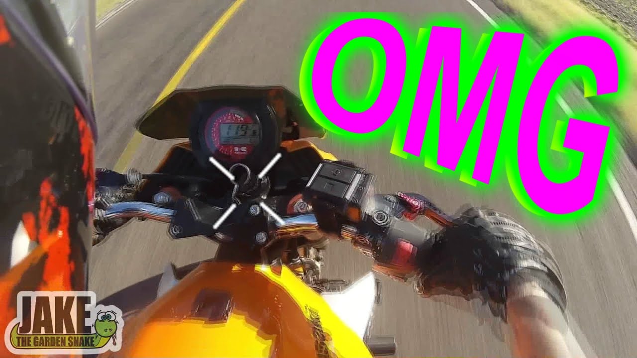 TheGardenSnake on a 1000cc SportBike OMG!!!!!!!!!!