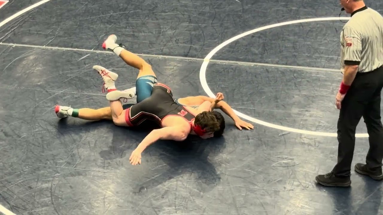 Connor- IHSA 3A Sectionals @ Conant HS (V 138# vs Emmett Mazukelli [Parkridge Maine South] - match 2