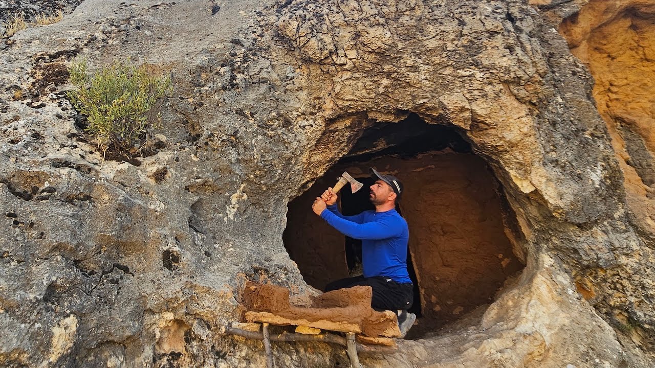 Building a Stone and Mud Survival shelter. Solo Survival in nature with fireplace