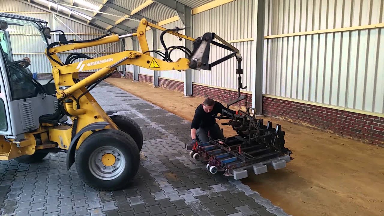 Machinaal bestraten van h profiel door duinkerken uit hoogeveen