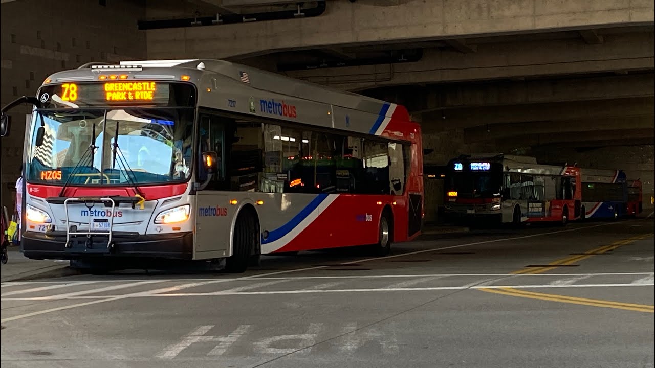 Bus Action @ Silver Spring