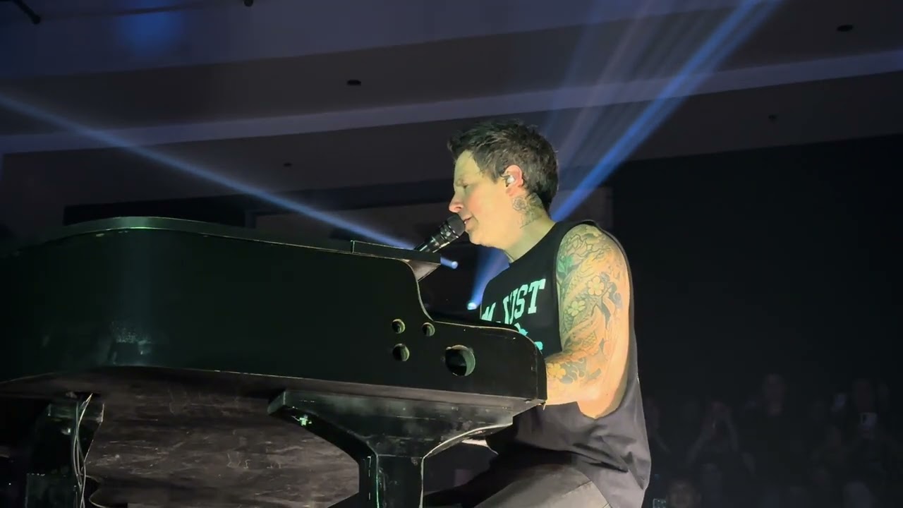 Simple Plan - Untitled (Live. Phoenix. 8/14/25)