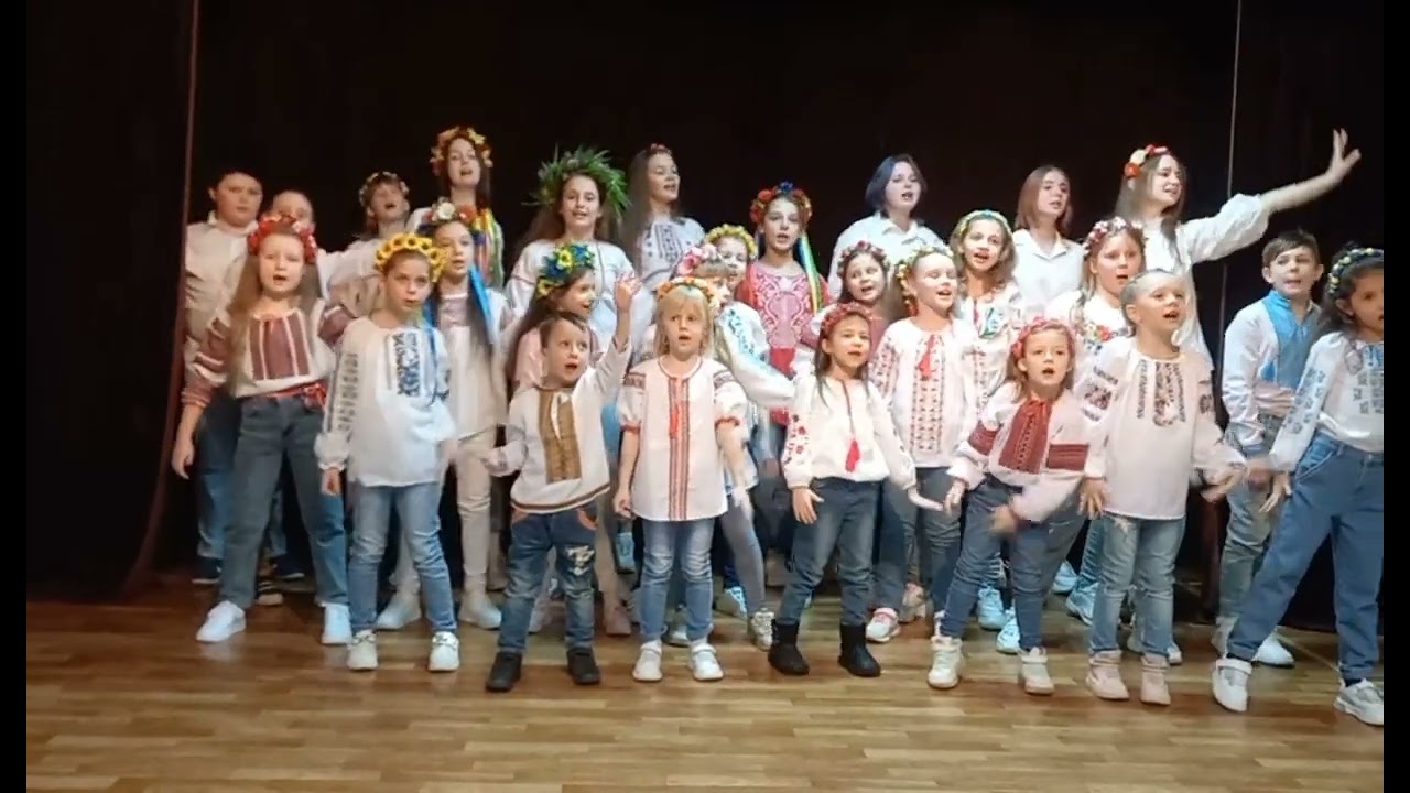 Українське попурі #мизукраїни #незламні #ойулузічервонакалина #стефания