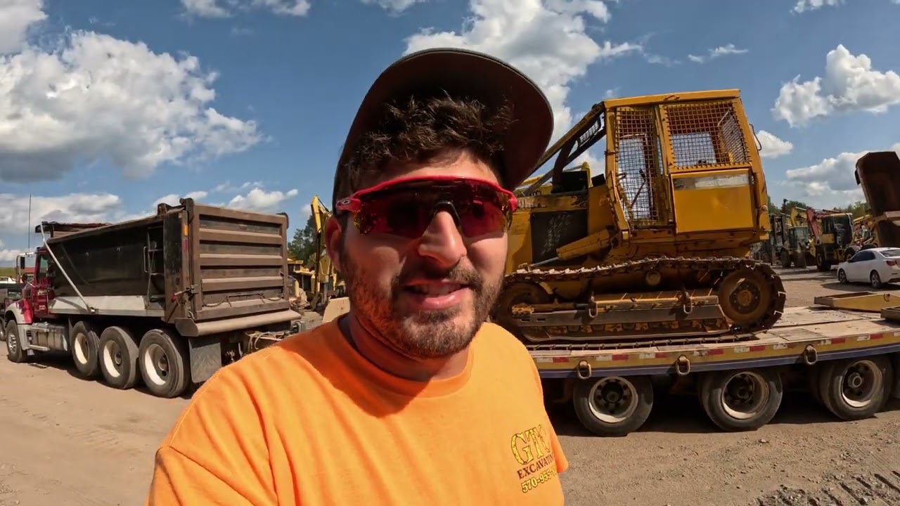 Buying a John Deere 550G Dozer at Auction