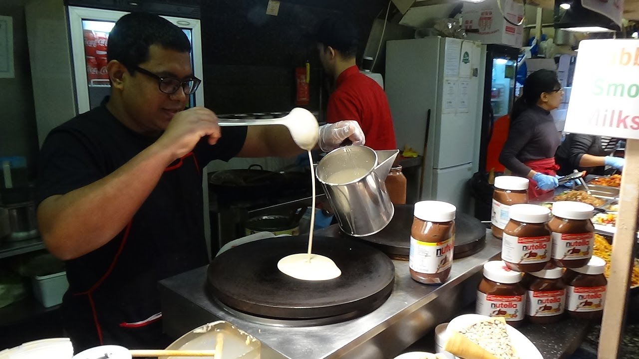 London Street Food: Freshly made Smoothie + Sweet Pancakes at 