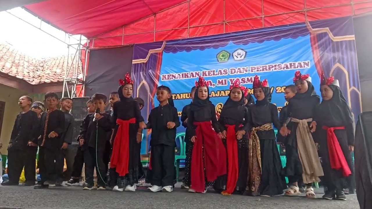 Pentas seni teteh fatiha dkk,lagu (laskar pelangi) #pentasseni #laskarpelangi #nyanyi #video