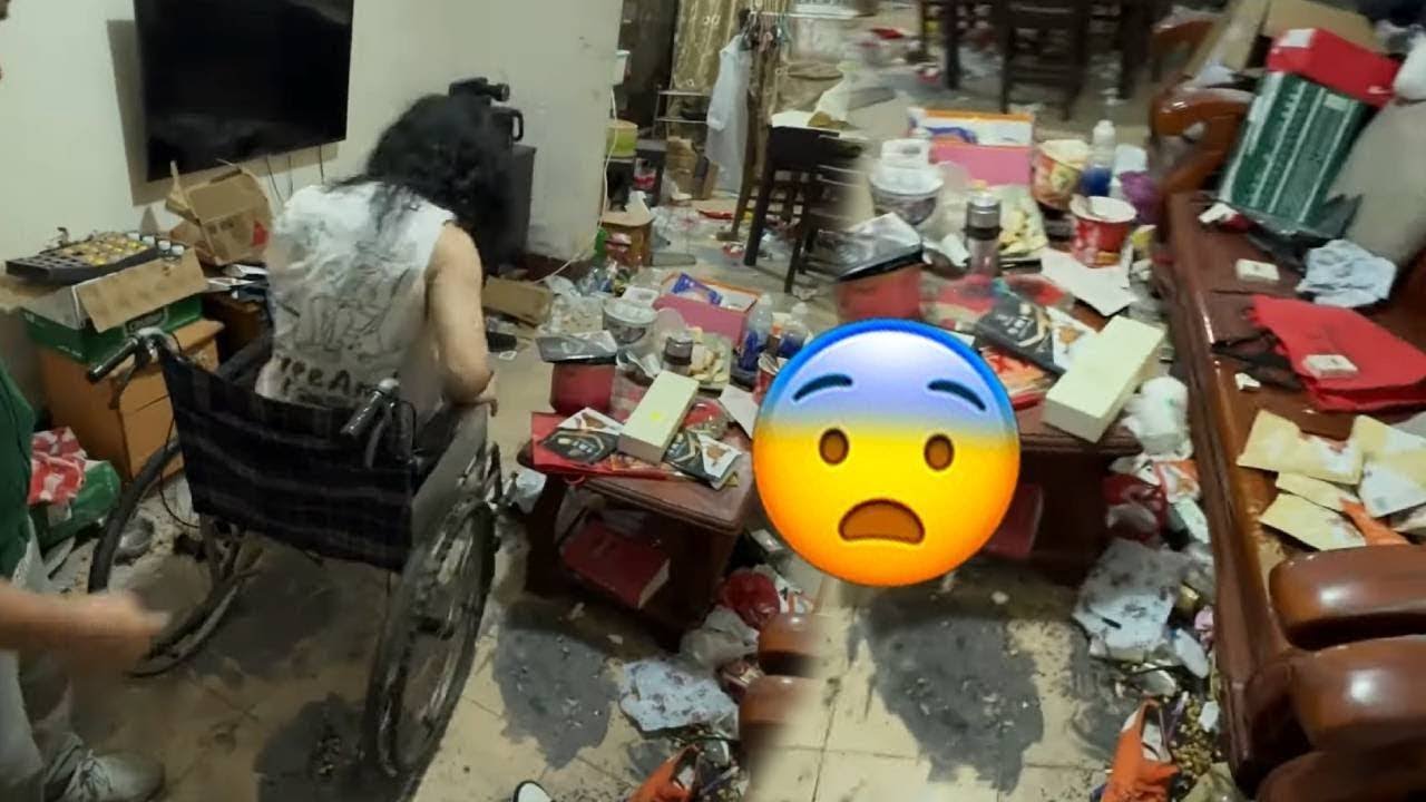 😱Would You Like To Live With This Man_ ! He Is So Filthy! #Hoarding