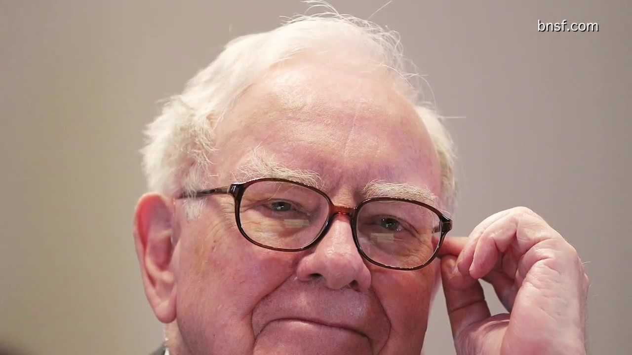 Warren Buffett Gets Social, and More