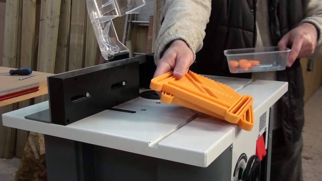 Rutlands Powered Router Table DK2080 Set-up & Review