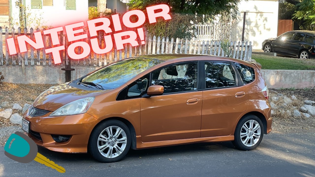 Обзор и экскурсия по салону Honda Fit 2009 года