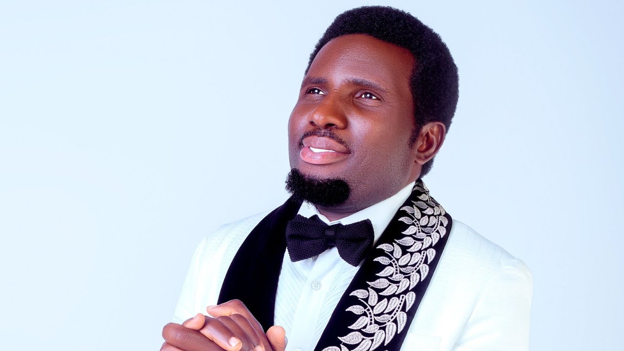 KUTANA NA MUNGU KWANZA( Official video)  By Emmnuel Mgogo.( +255769505537)