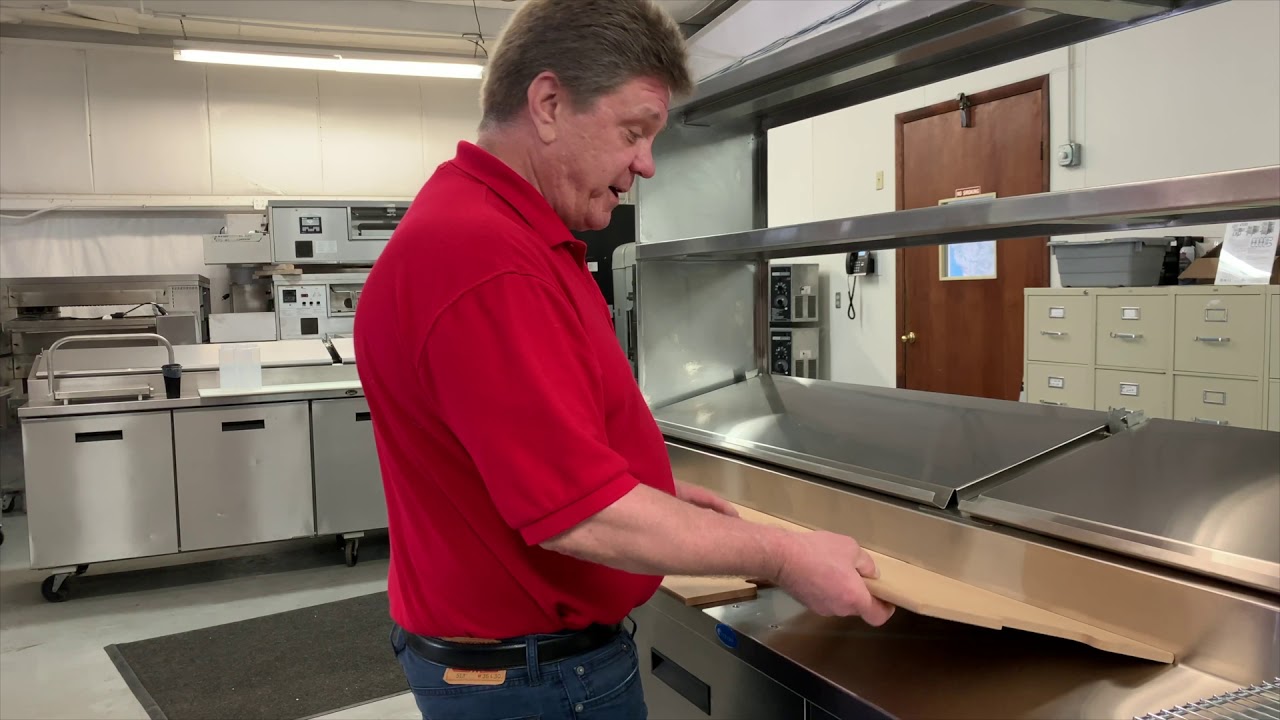 Customizing Your Pizza Prep Table