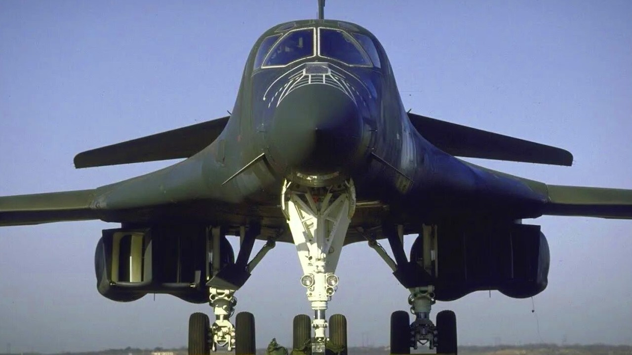 Amerykański bombowiec B-1B przeleciał pół świata by zemścić się za śmierć trzech żołnierzy