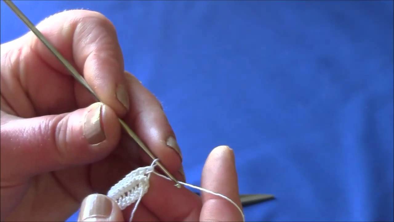 Irish Crochet Basics, a Leaf
