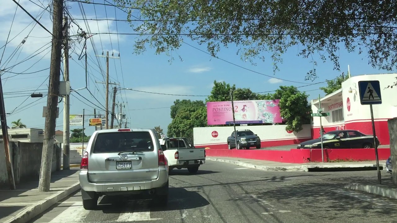 Driving through Shortwood | Kingston