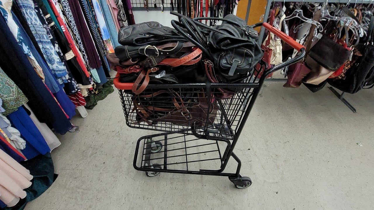 32 PURSES in 48 MINUTES! Designer & Vintage & Jewelry! Thrift with ME! #reseller #jewelry #purse