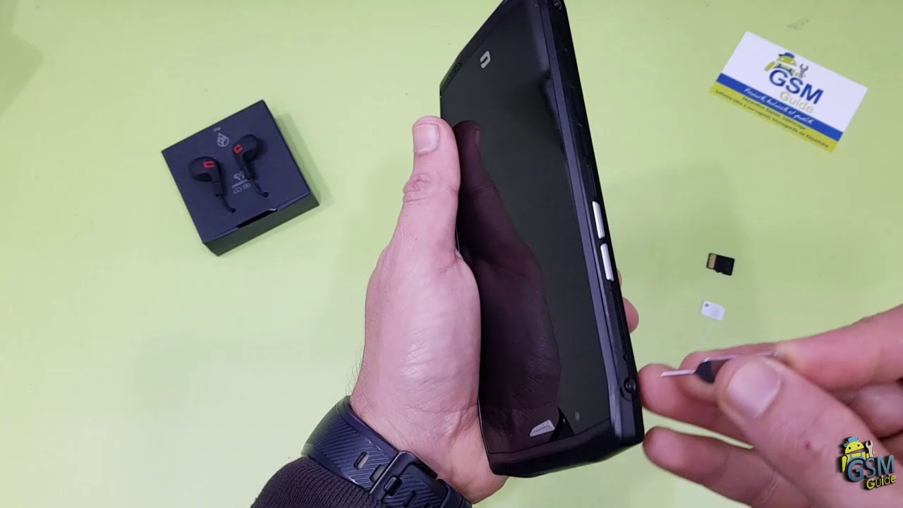 Crosscall TREKKER-X4 Inserting SIM and Sd Card