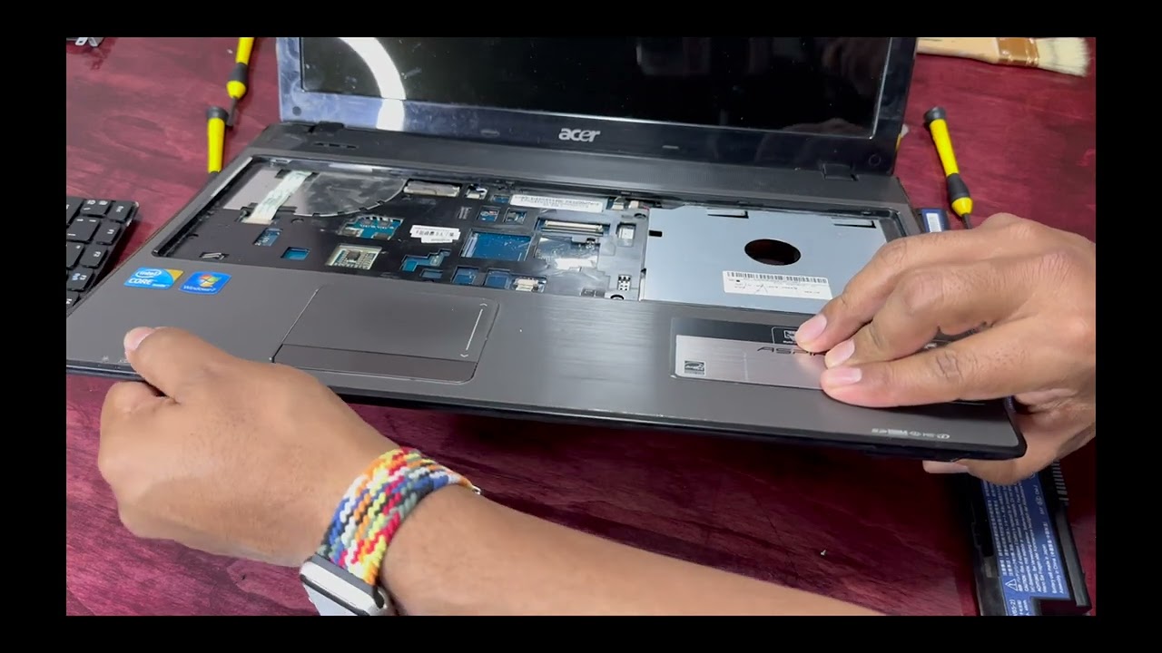 &iexcl;C&oacute;mo Desarmar y Limpiar una Acer Aspire 5741-5118 Paso a Paso! 🔧💻