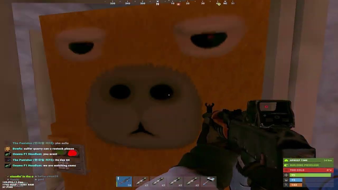 Logging on to a 6 man OFFLINE RAIDING me!