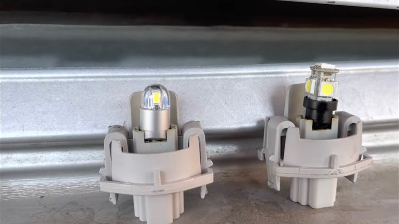 2003 - 2008 Honda Pilot License Plate light bulb Replacement
