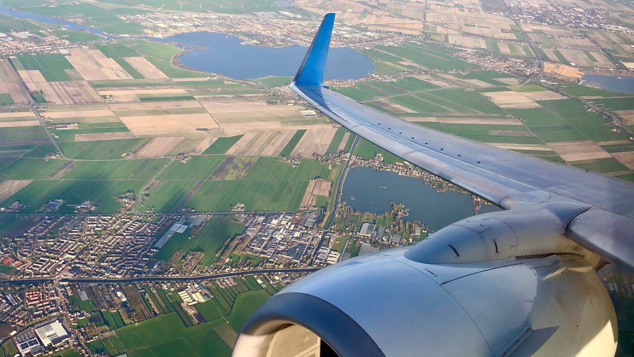 *very smooth landing* | TUI | B737-800 | Amsterdam - Banjul