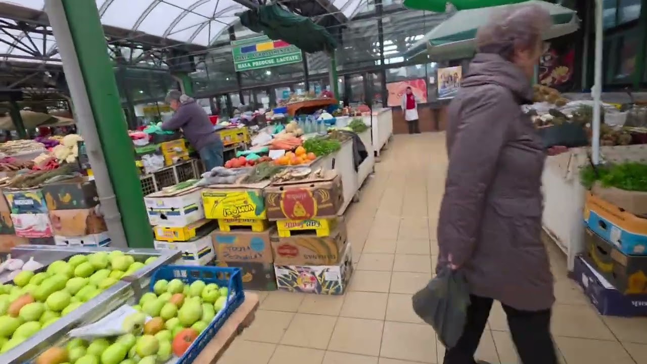 Onești, Romania in 4K - Hotel Trotus area and farmers market (2025)