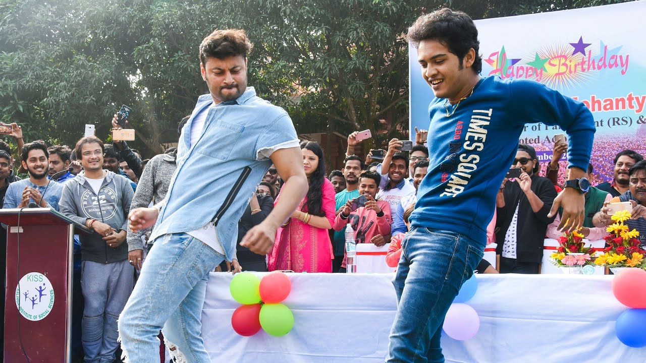 Thare Aadhar Card Link Hau FaceBook Re Khali ! Anubhav Mohanty Dance with Swaraj  !