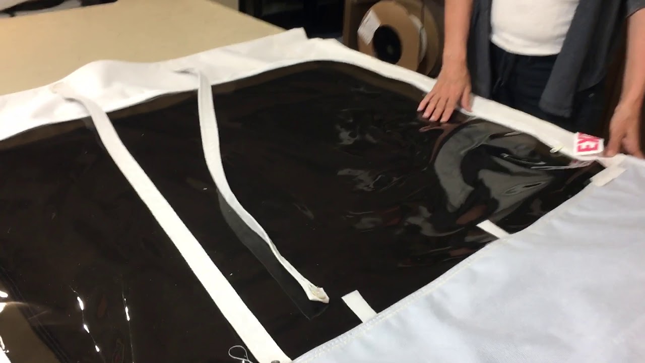 R&eacute;paration d&rsquo;une toile de tente roulotte