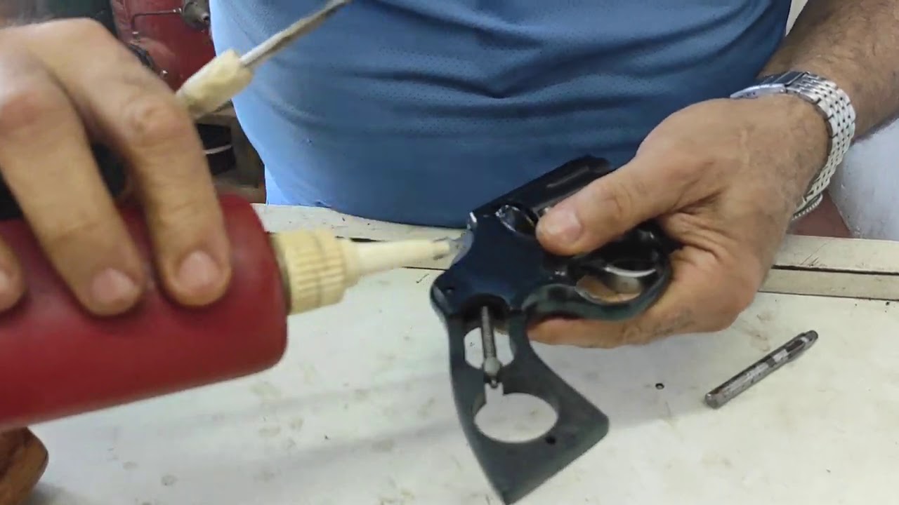 Receita da oxidação parte 10 | continuação da montagem dos revólveres | Sales Armeiro