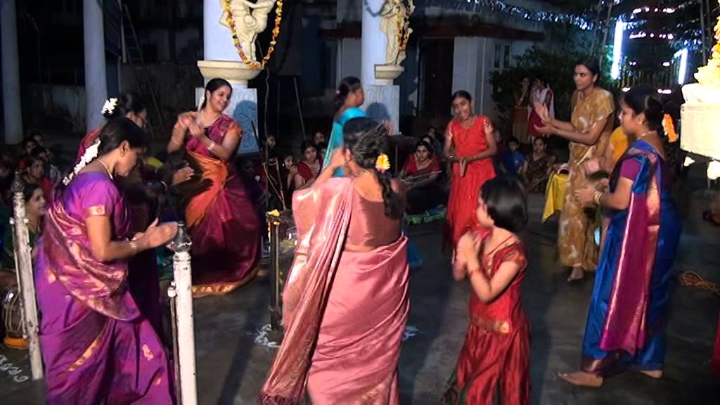 Bhakta Meera Bhajan Mandaly Tripunithura  @ Kuzhuppilly Balakrishna Temple