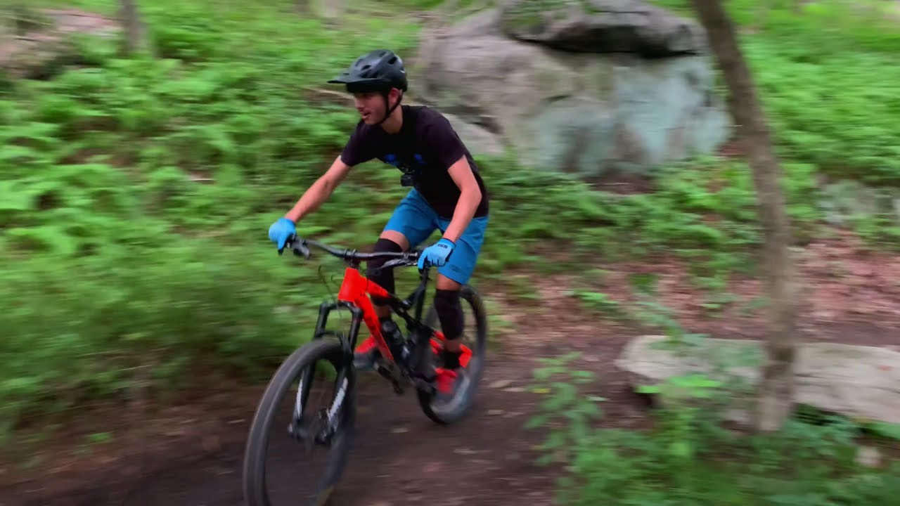 Mountain Biking Sterling State Forest Park | Shredding Some New York Rocks With The Boys