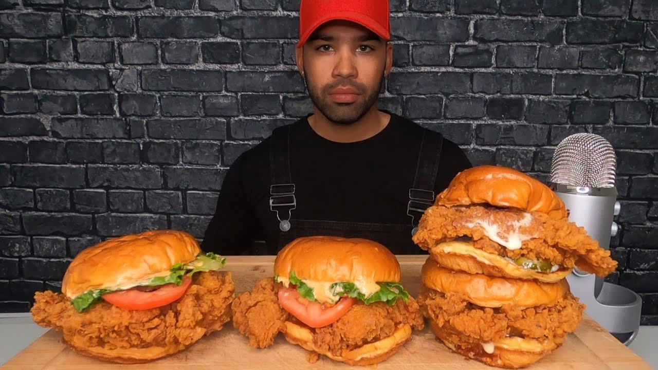 (ASMR) POPEYES CHICKEN SANDWICH MUKBANG