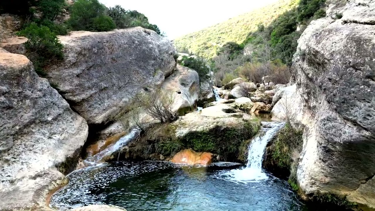 Les Gorges du Verdouble et le château de Peyrepertuse