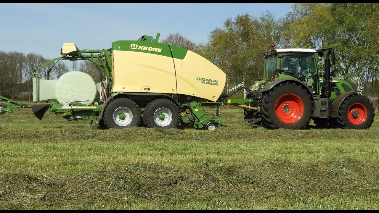 Gras seizoen 2020  Balen persen  New Krone comprima CF 155XC  Fendt  Pressing