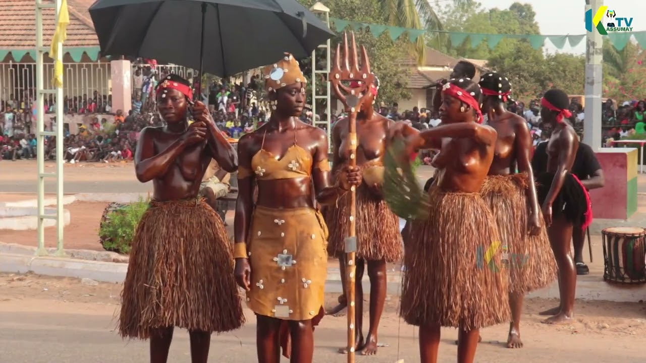 Guinée Bissau«Sâo-Domingos»: CARNAVAL INTER ESCOLAR«Nô djunta, pa no cultura»17–20 de Fevereiro 2023